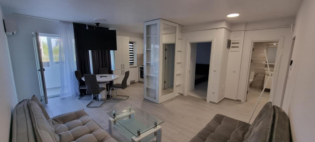 Studio Lux Maya Слатіна Екстер'єр фото